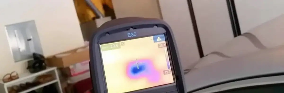 mold inspection using thermal imaging technology to detect moisture and hidden mold in a home in Green Bay, WI